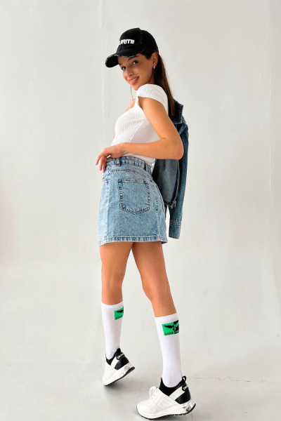 adfe989d-f451-4e70-8270-94e8665788de